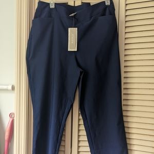 Chicos so slimming Bridgette crop pants